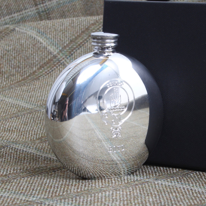 4oz Pewter Sporran Flask with Engraved Clan Crest