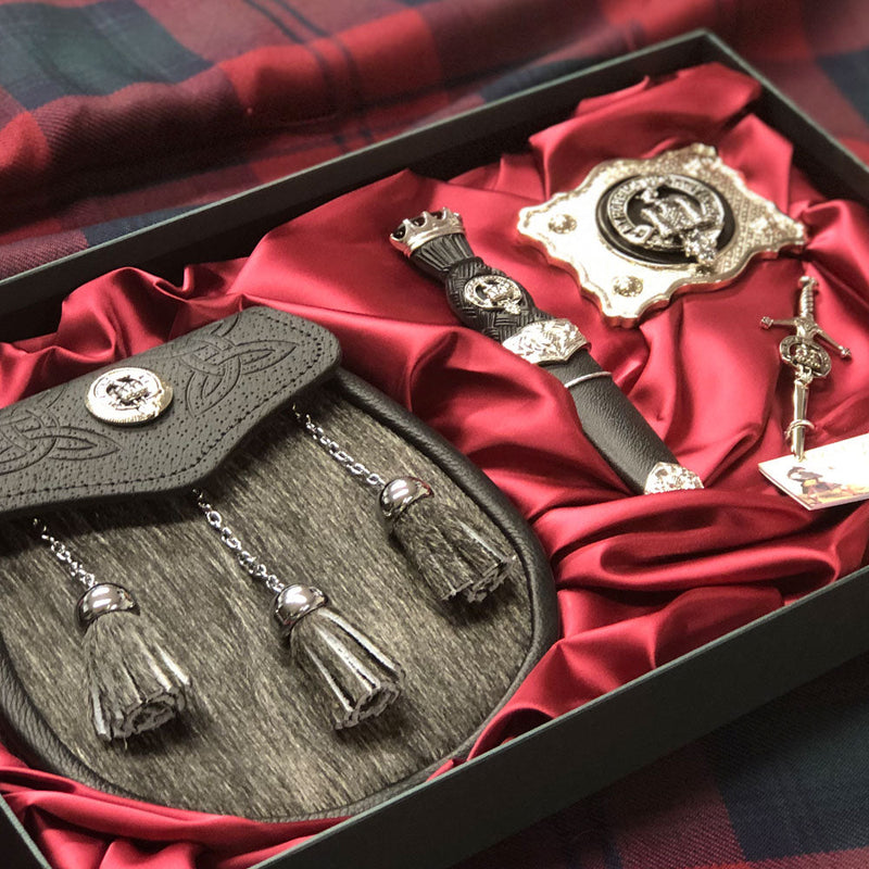 Clan Crest Accessory Set with Semi Dress Sporran