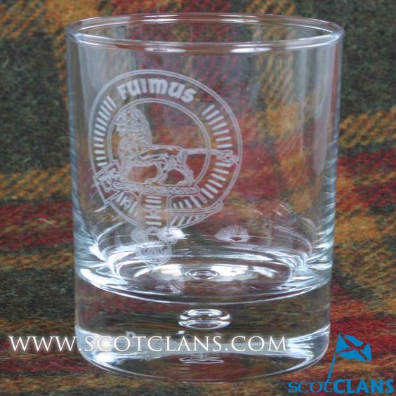 Clan Crest Whisky Glass with Bruce Crest