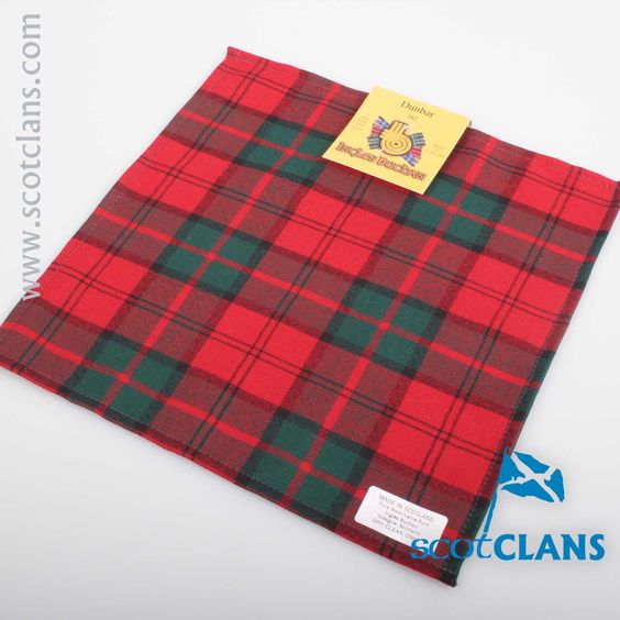 Wool Tartan Pocket Square in Dunbar Modern Tartan